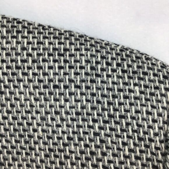 LARRY LEVINE Women's Size 10 Tweed Coat Knee Length 2 button Black Gray White - Picture 6 of 15